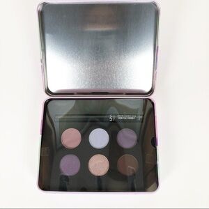 NYX Professional Makeup Eyeshadow and Eyeliner Set